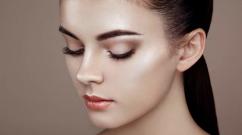 Эльфийское свечение кожи со стробингом в макияже Как наносить стробинг на лицо